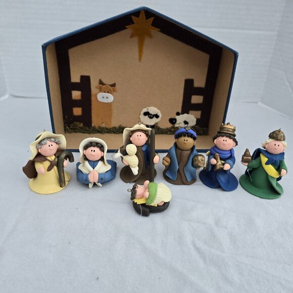 2004 Nativity Box Handmade Creche /Felted MANGER  Polymer Clay Figure/Ornaments - Picture 9 of 12